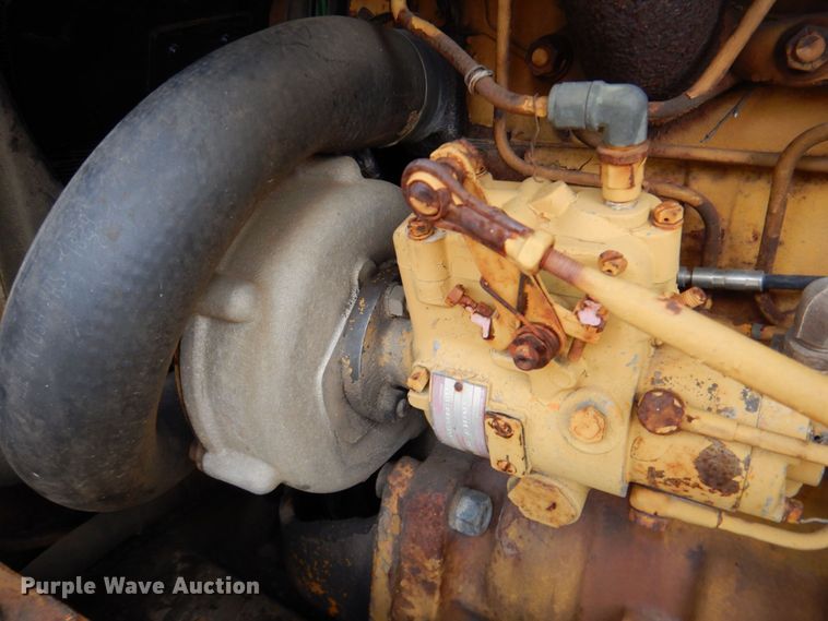 image for item DR1990 1977 Case 580C  landscape tractor