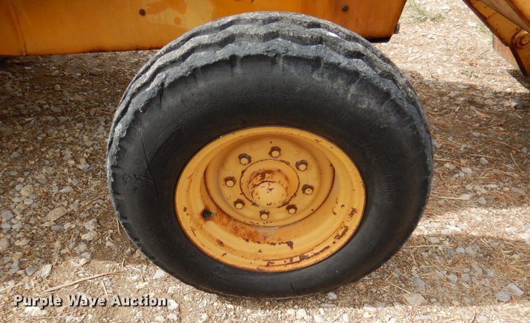 image for item DR1990 1977 Case 580C  landscape tractor