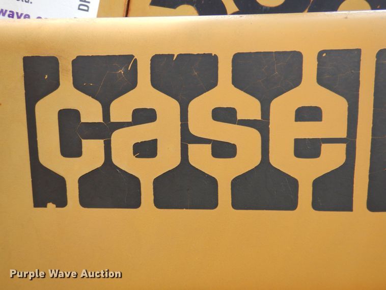 image for item DR1990 1977 Case 580C  landscape tractor