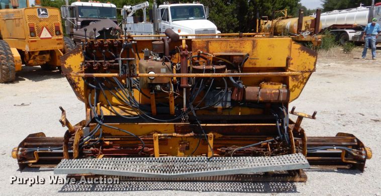 image for item DR1993 Mauldin 550  paver