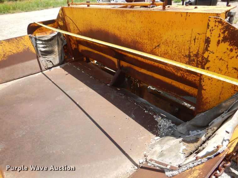 image for item DR1993 Mauldin 550  paver