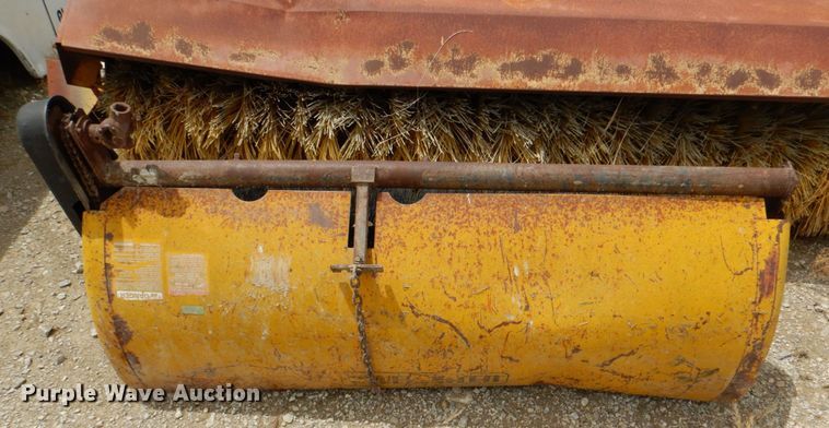 image for item DR1995 * (2) brooms