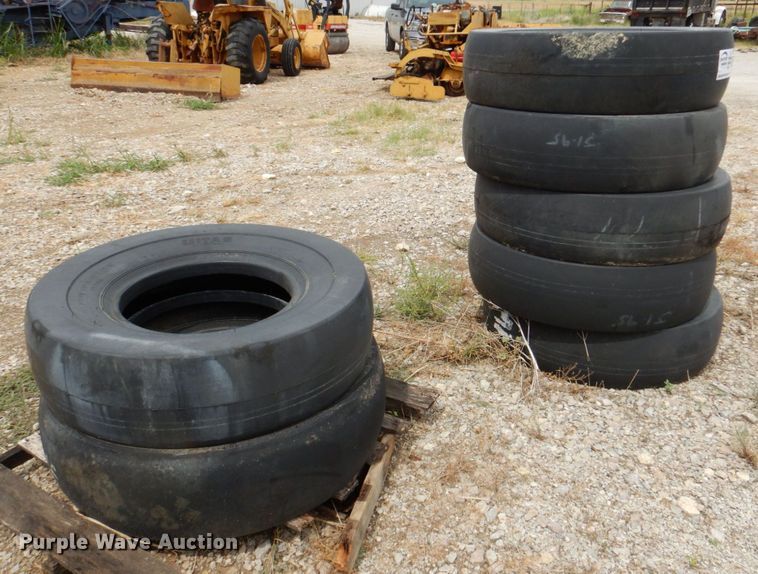 image for item DR1996 (7) Mitas Compactor Extra roller tires