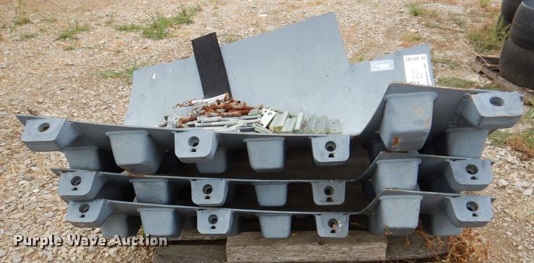 image for item DR1997 3205 padfoot shell kit