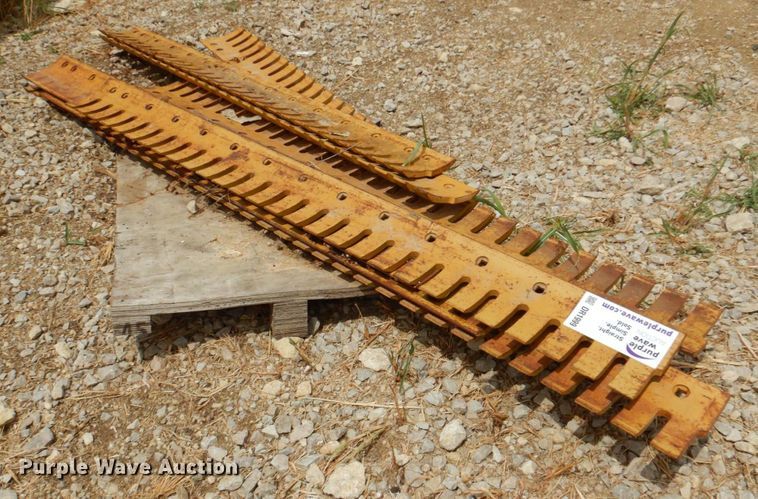 image for item DR1999 (8) motor grader cutting edges