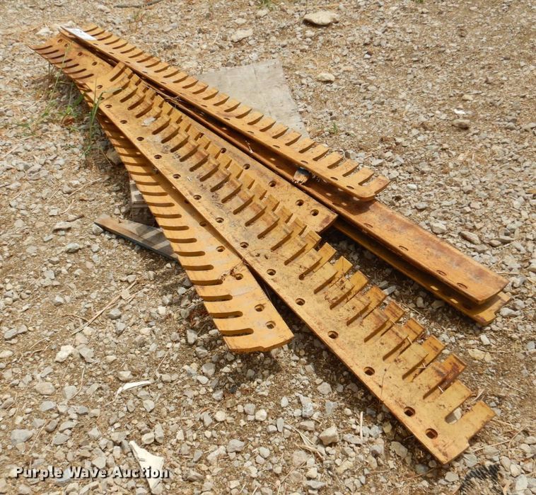 image for item DR1999 (8) motor grader cutting edges