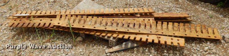 image for item DR1999 (8) motor grader cutting edges