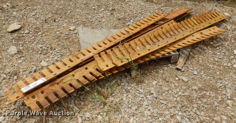 image for item DR1999 (8) motor grader cutting edges