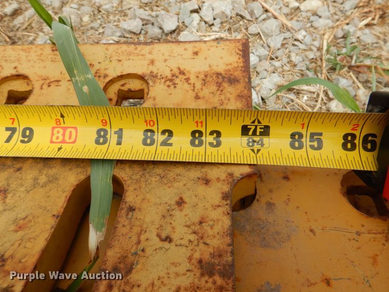 image for item DR1999 (8) motor grader cutting edges