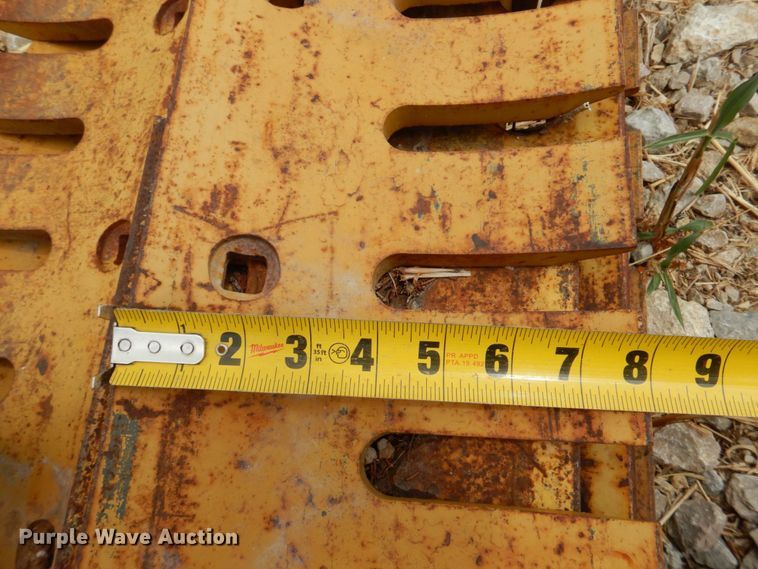 image for item DR1999 (8) motor grader cutting edges