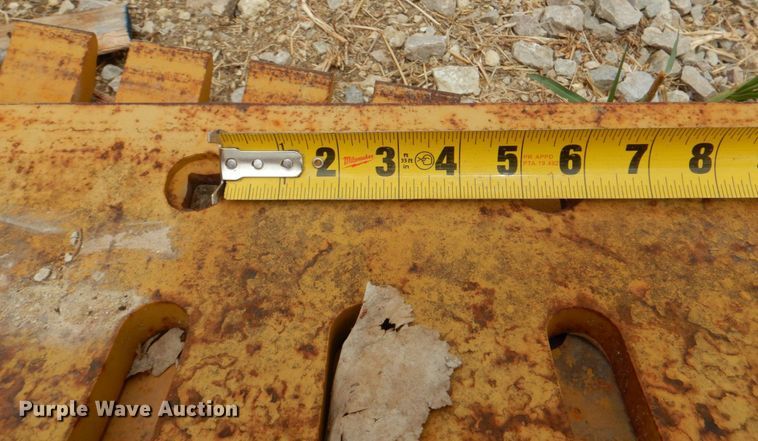 image for item DR1999 (8) motor grader cutting edges