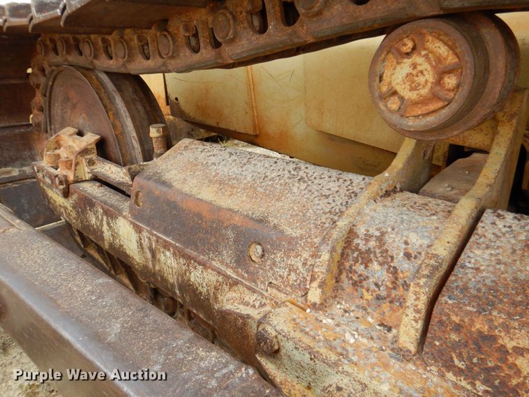 image for item DR2003 1990 Case 1550  dozer