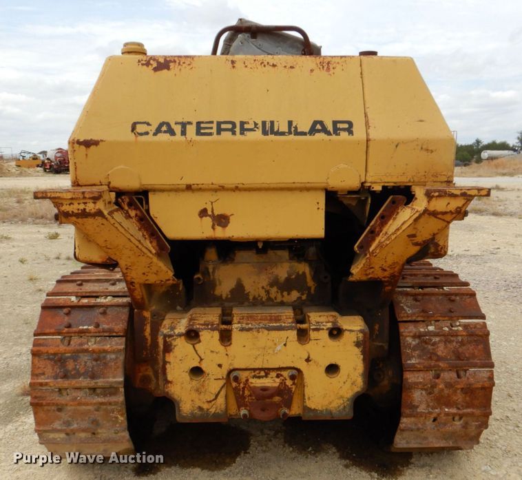 image for item DR2004 1977 Caterpillar 955L  track loader