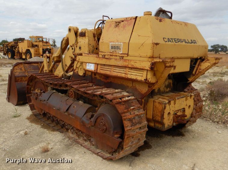 image for item DR2004 1977 Caterpillar 955L  track loader