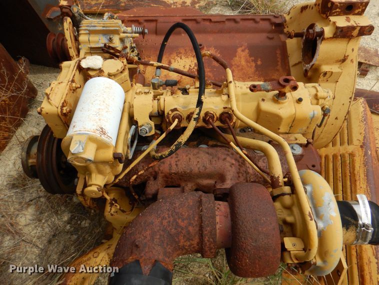 image for item DR2004 1977 Caterpillar 955L  track loader