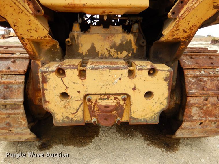 image for item DR2004 1977 Caterpillar 955L  track loader
