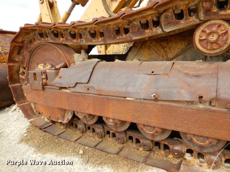 image for item DR2004 1977 Caterpillar 955L  track loader