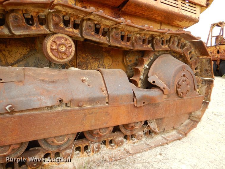 image for item DR2004 1977 Caterpillar 955L  track loader