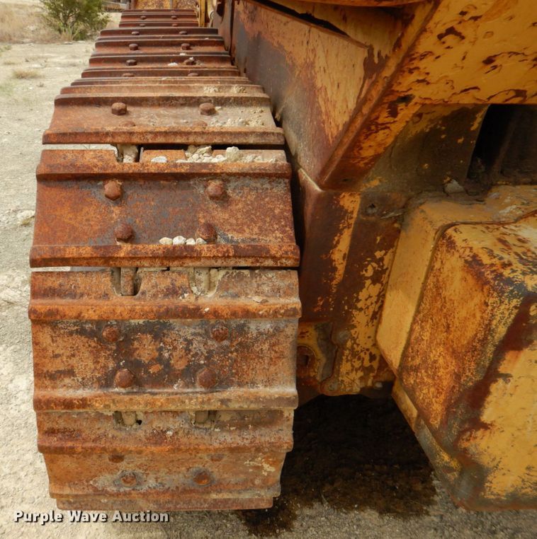 image for item DR2004 1977 Caterpillar 955L  track loader