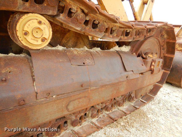 image for item DR2004 1977 Caterpillar 955L  track loader
