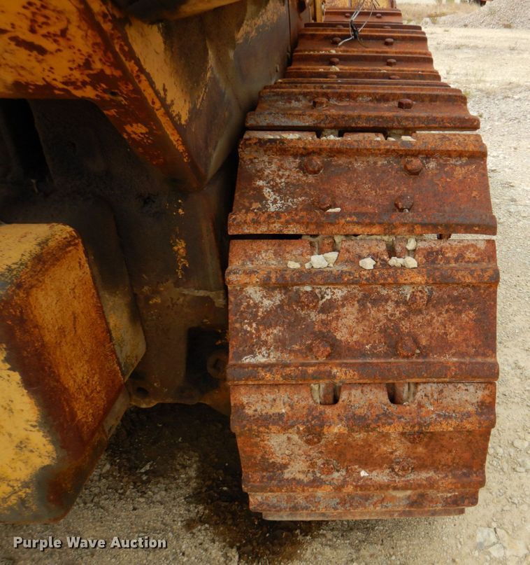 image for item DR2004 1977 Caterpillar 955L  track loader