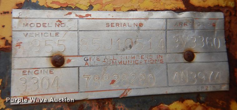 image for item DR2004 1977 Caterpillar 955L  track loader