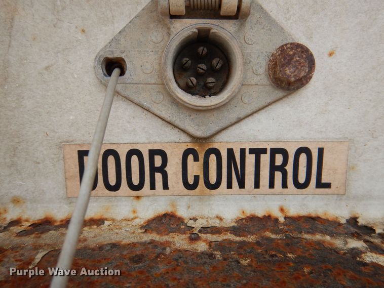 image for item DR2016 2012 CPS SBD40  bottom dump trailer