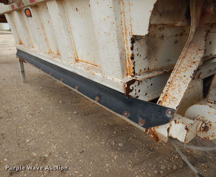 image for item DR2016 2012 CPS SBD40  bottom dump trailer