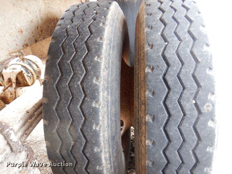 image for item DR2016 2012 CPS SBD40  bottom dump trailer