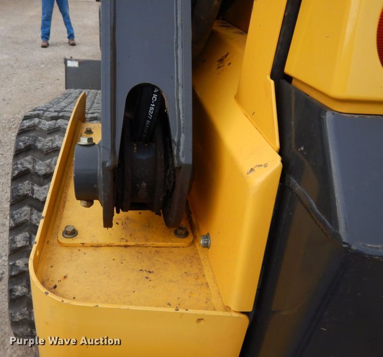 image for item DS1345 2019 New Holland C245  tracked skid steer loader