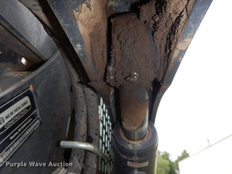 image for item DS1345 2019 New Holland C245  tracked skid steer loader