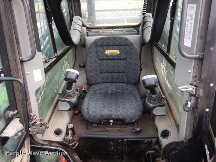 image for item DS1345 2019 New Holland C245  tracked skid steer loader