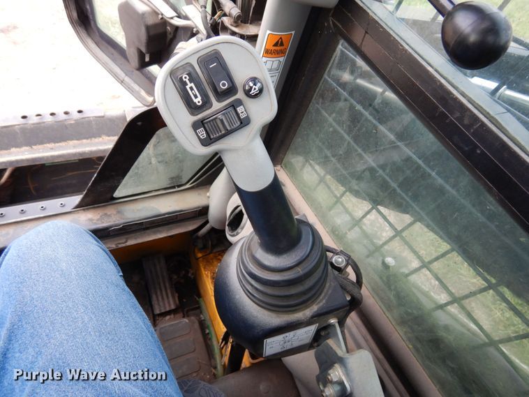 image for item DS1345 2019 New Holland C245  tracked skid steer loader