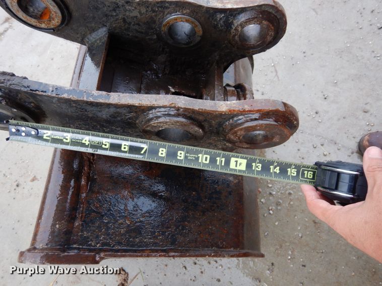 image for item DS1348 TAG  24"W excavator bucket