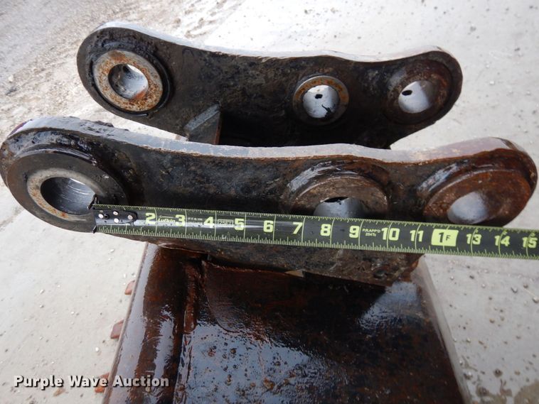 image for item DS1348 TAG  24"W excavator bucket