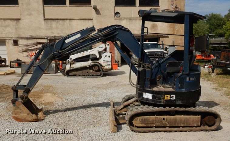 image for item DS1374 Yanmar B3  mini excavator