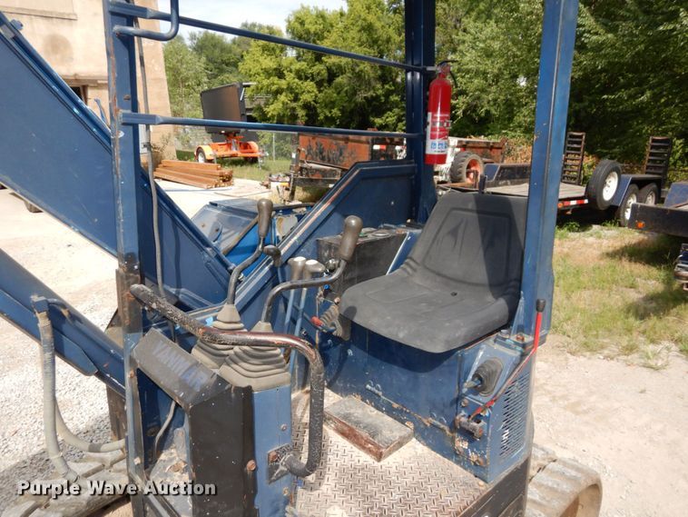 image for item DS1374 Yanmar B3  mini excavator