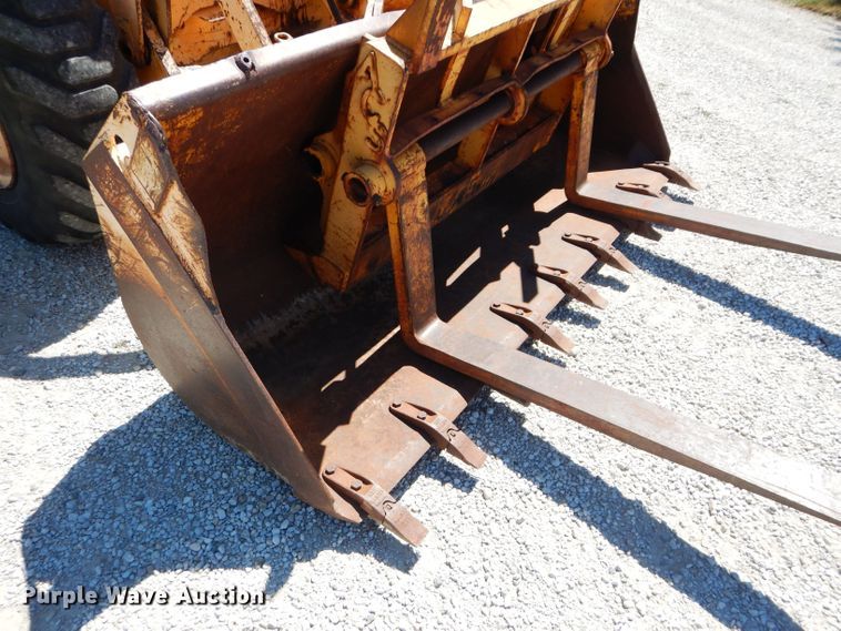 image for item DS6254 1991 Case W14C  wheel loader