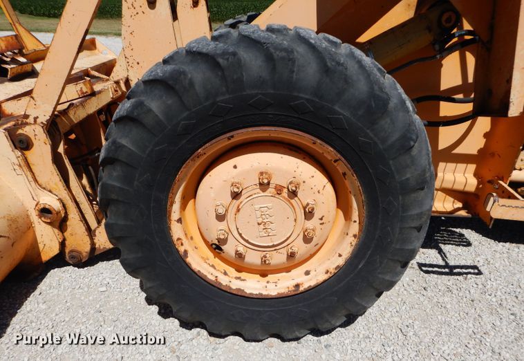 image for item DS6254 1991 Case W14C  wheel loader