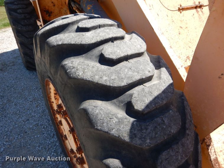 image for item DS6254 1991 Case W14C  wheel loader