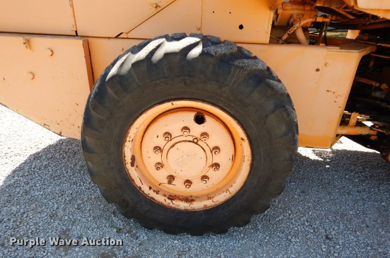 image for item DS6254 1991 Case W14C  wheel loader