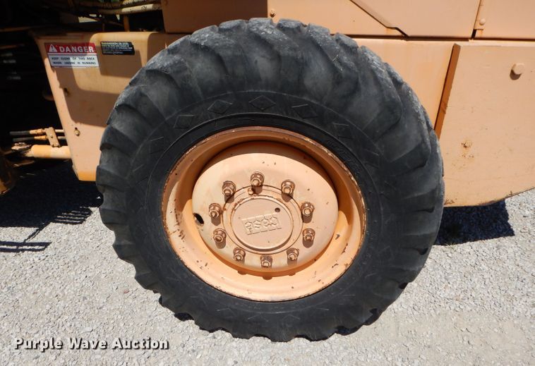 image for item DS6254 1991 Case W14C  wheel loader