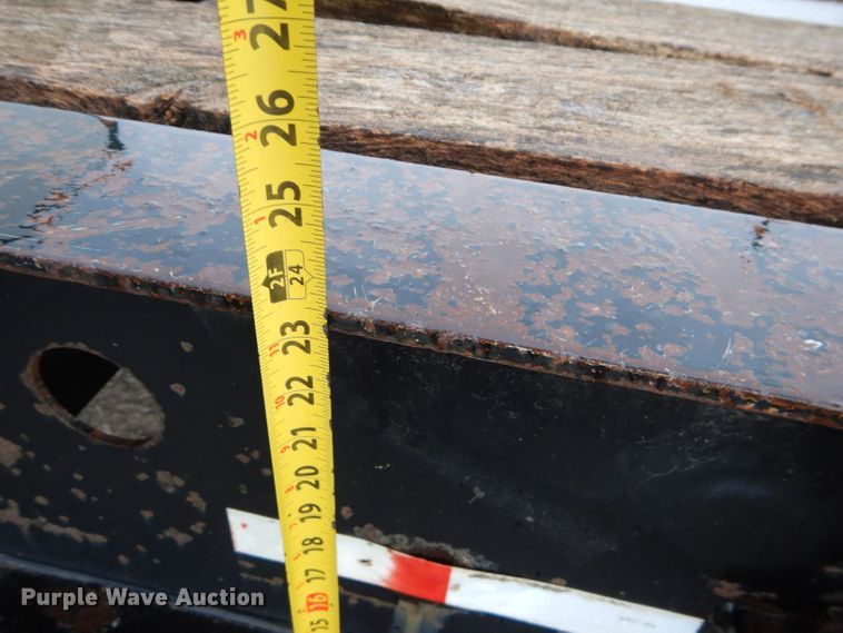 image for item DS6257 2004 Eager Beaver 35GSL  lowboy equipment trailer