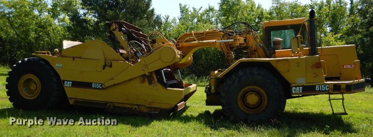 image for item DS6260 1995 Caterpillar 615C Series II  elevating scraper