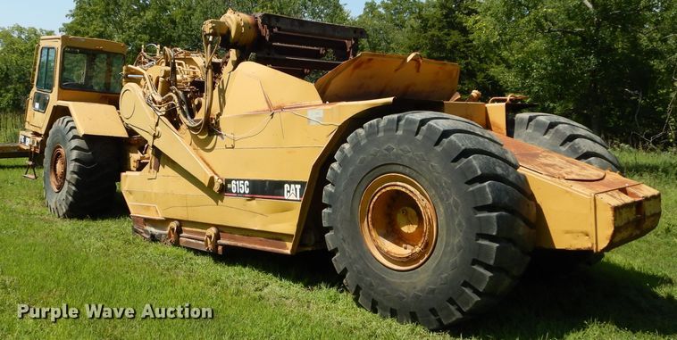 image for item DS6260 1995 Caterpillar 615C Series II  elevating scraper