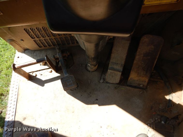 image for item DS6260 1995 Caterpillar 615C Series II  elevating scraper