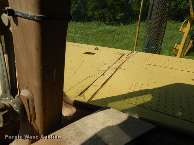 image for item DS6260 1995 Caterpillar 615C Series II  elevating scraper