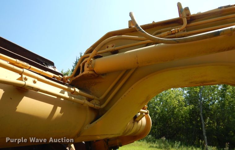 image for item DS6260 1995 Caterpillar 615C Series II  elevating scraper