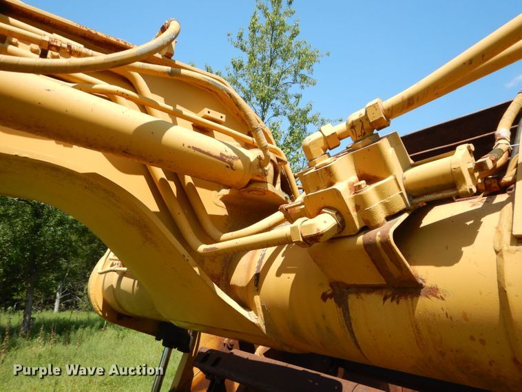 image for item DS6260 1995 Caterpillar 615C Series II  elevating scraper