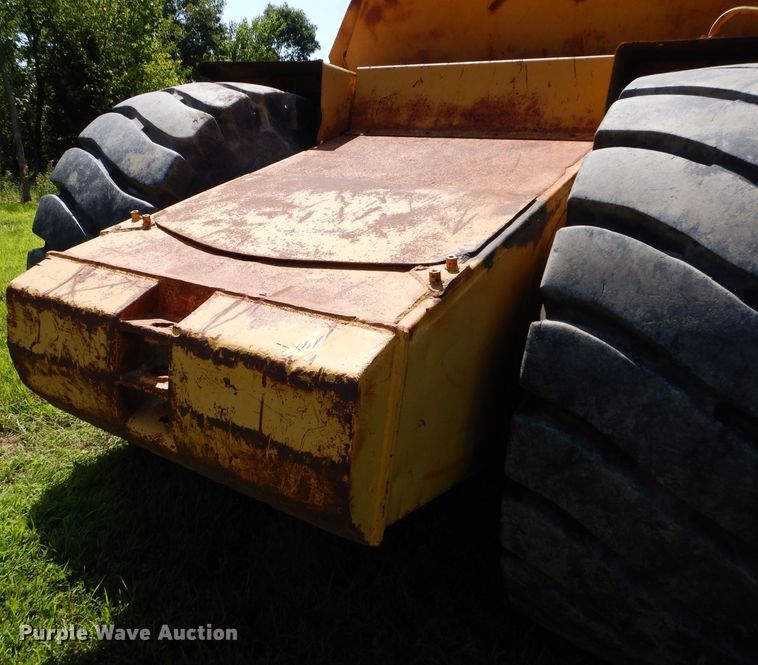 image for item DS6260 1995 Caterpillar 615C Series II  elevating scraper